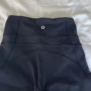 Lululemon Groove high rise FLARED leggings… size 2